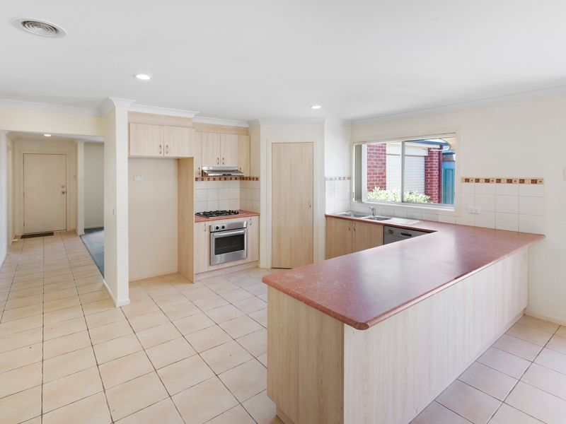 3 Madison Drive, Brookfield, VIC 3338