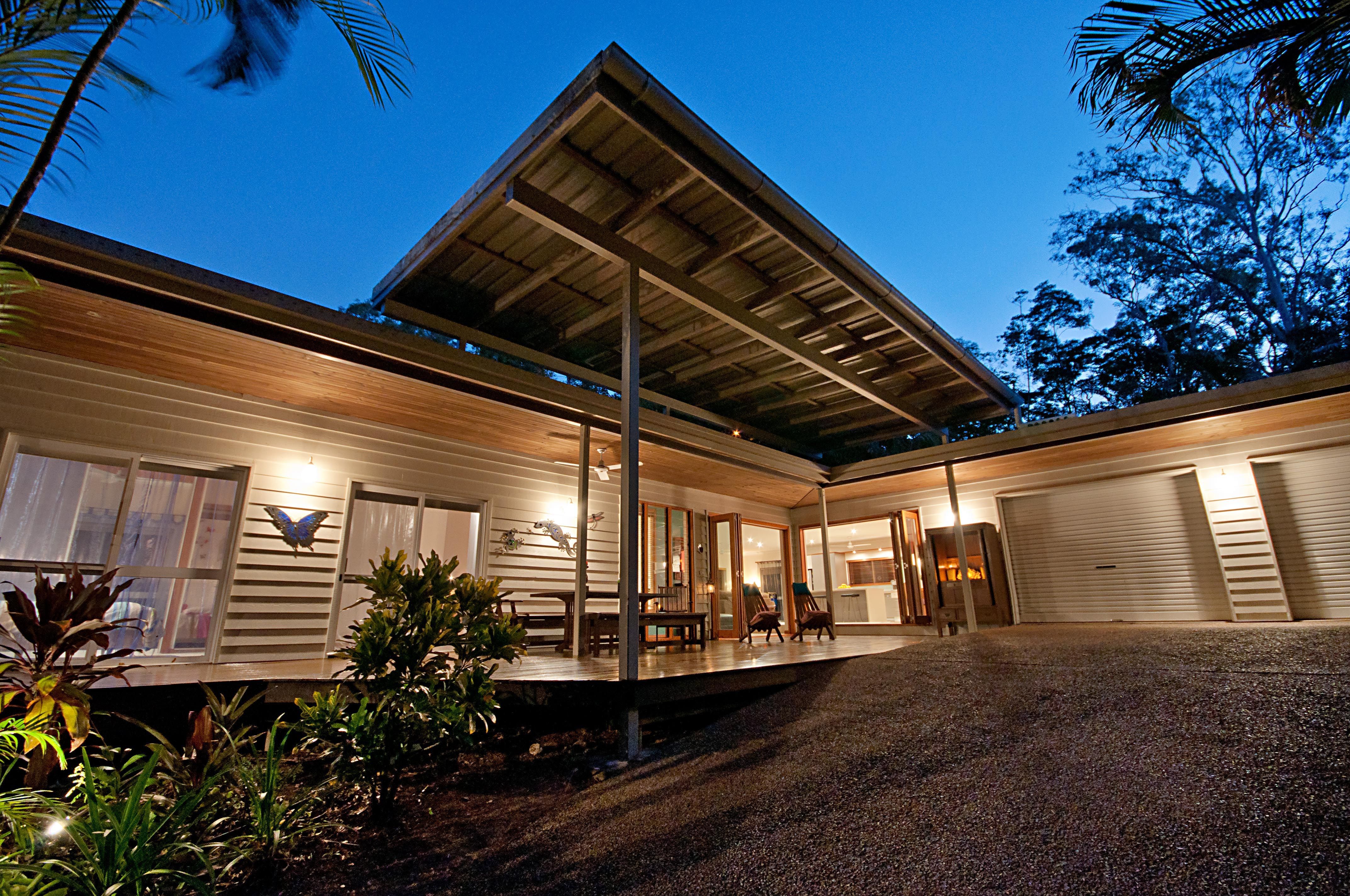 15 Coral Sea Drive, Mossman QLD 4873