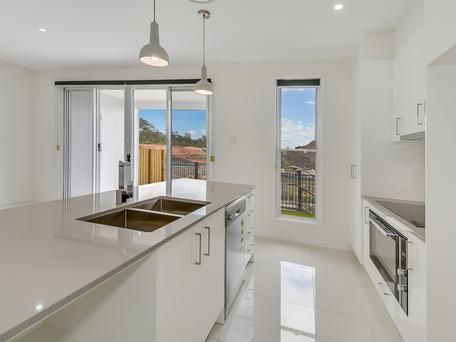 4 Splendor Place, Birtinya, QLD 4575