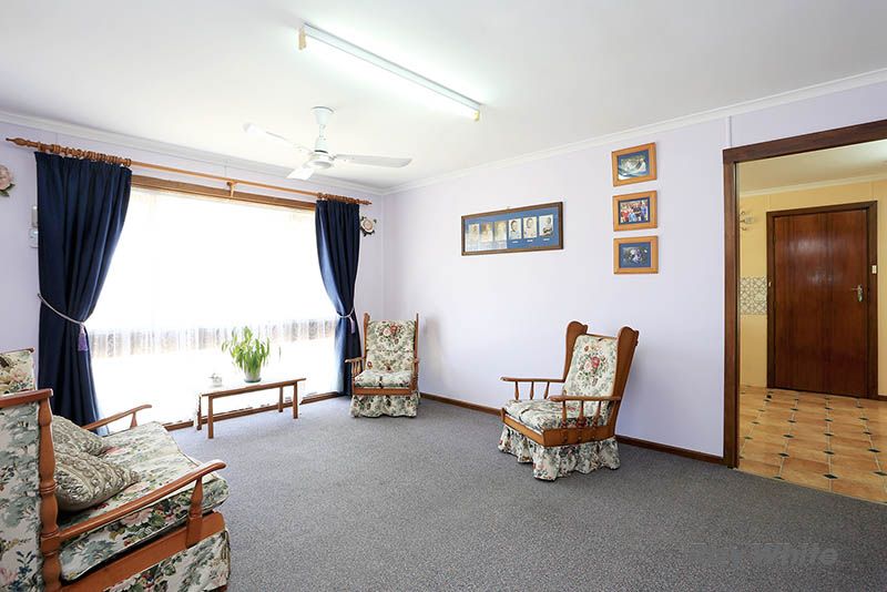 11 Earles Court, Clare, SA 5453