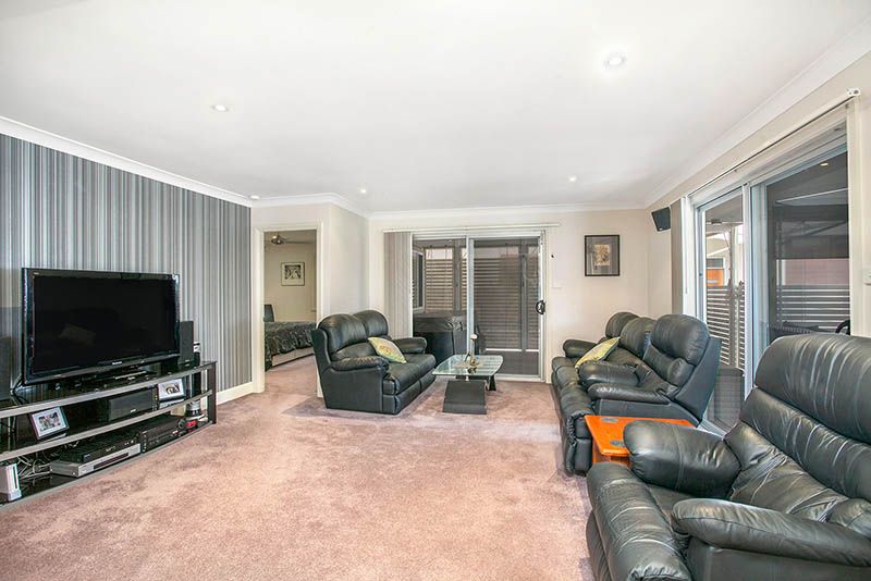 9 Headland Parade, Barrack Point, NSW 2528