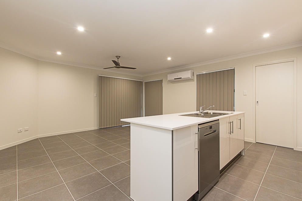 4 Cowie Street, Deebing Heights, QLD 4306