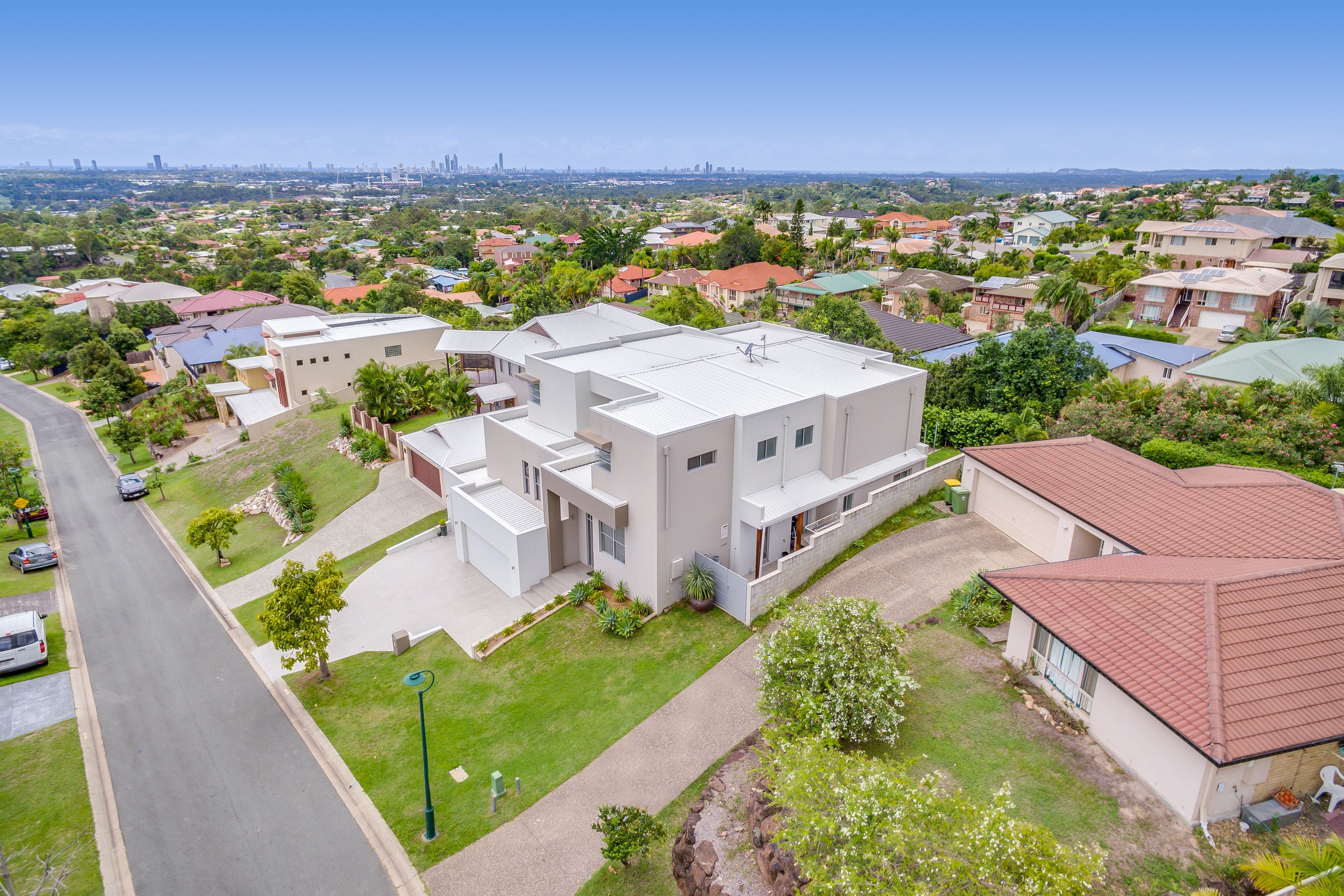 30 Tara Vista Boulevard, Highland Park QLD 4211