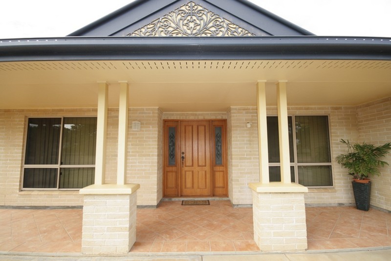 23 Wompoo Road, Longreach, QLD 4730