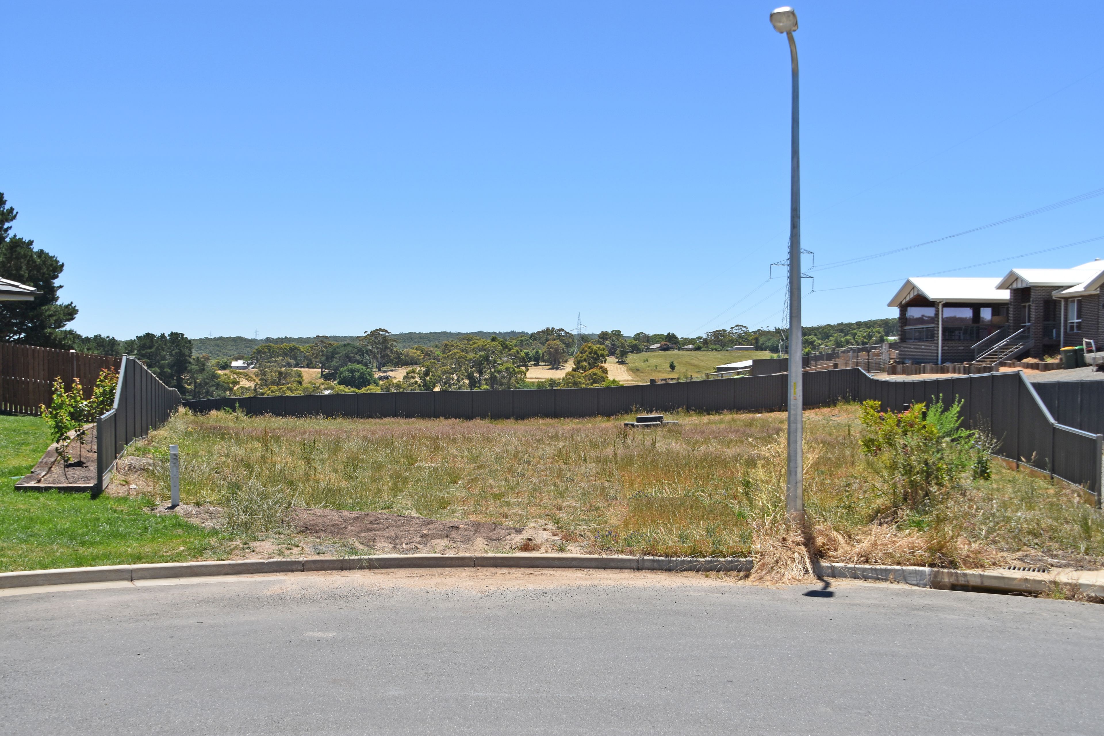 13 (Lot 43) Holmsgarth Court, Brown Hill, VIC 3350