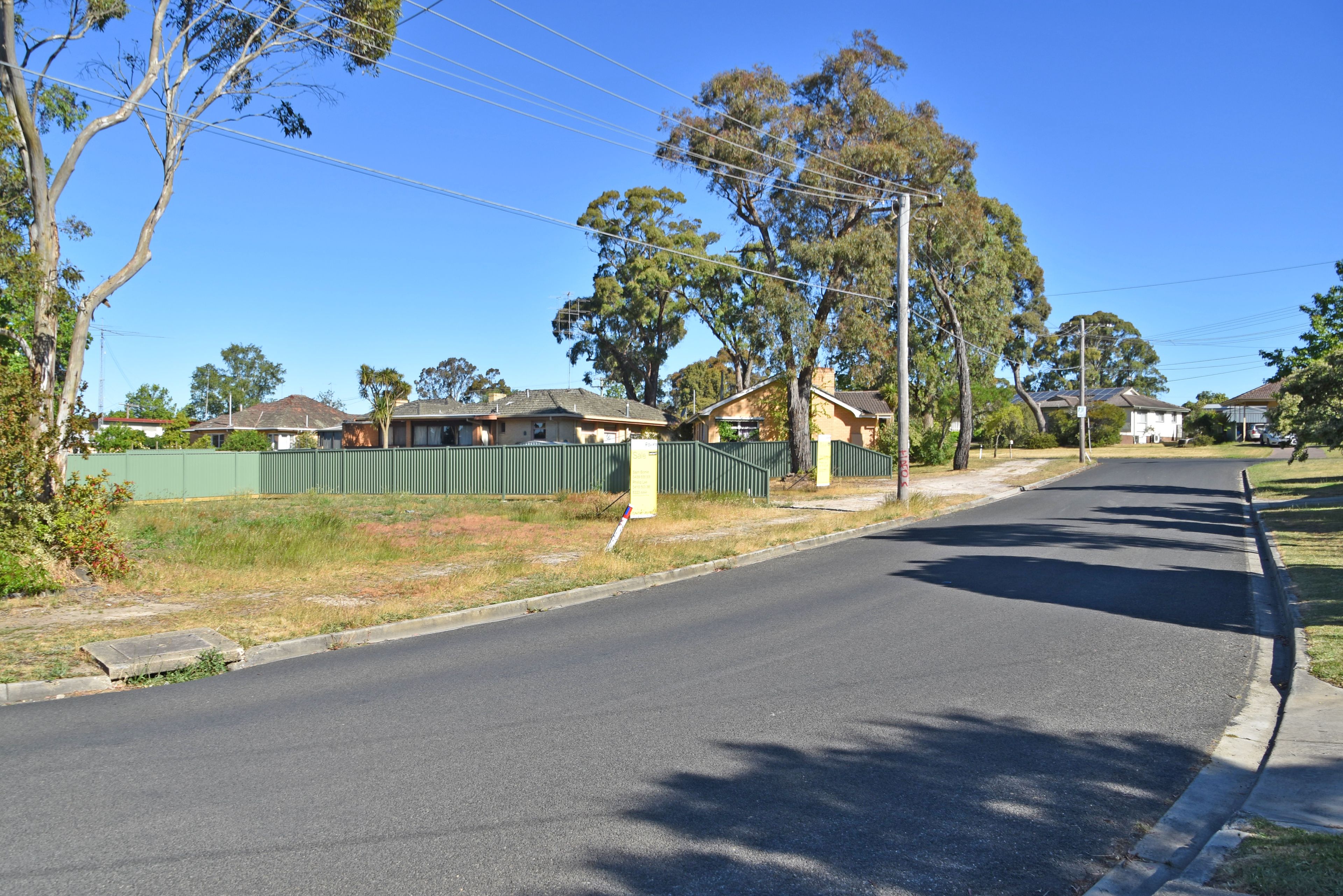 23 Regency Drive, Mount Clear, VIC 3350