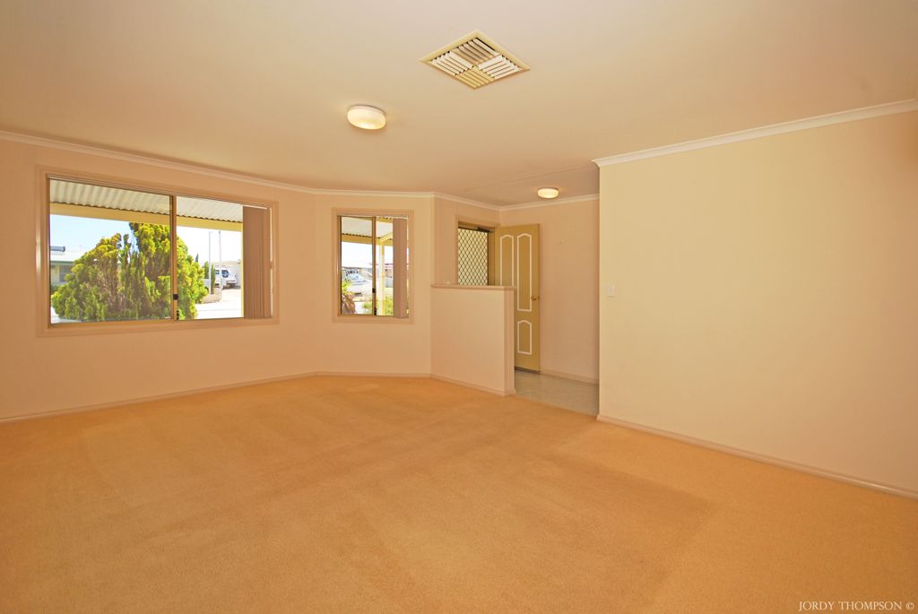 11 Shearwater Drive, Jurien Bay, WA 6516