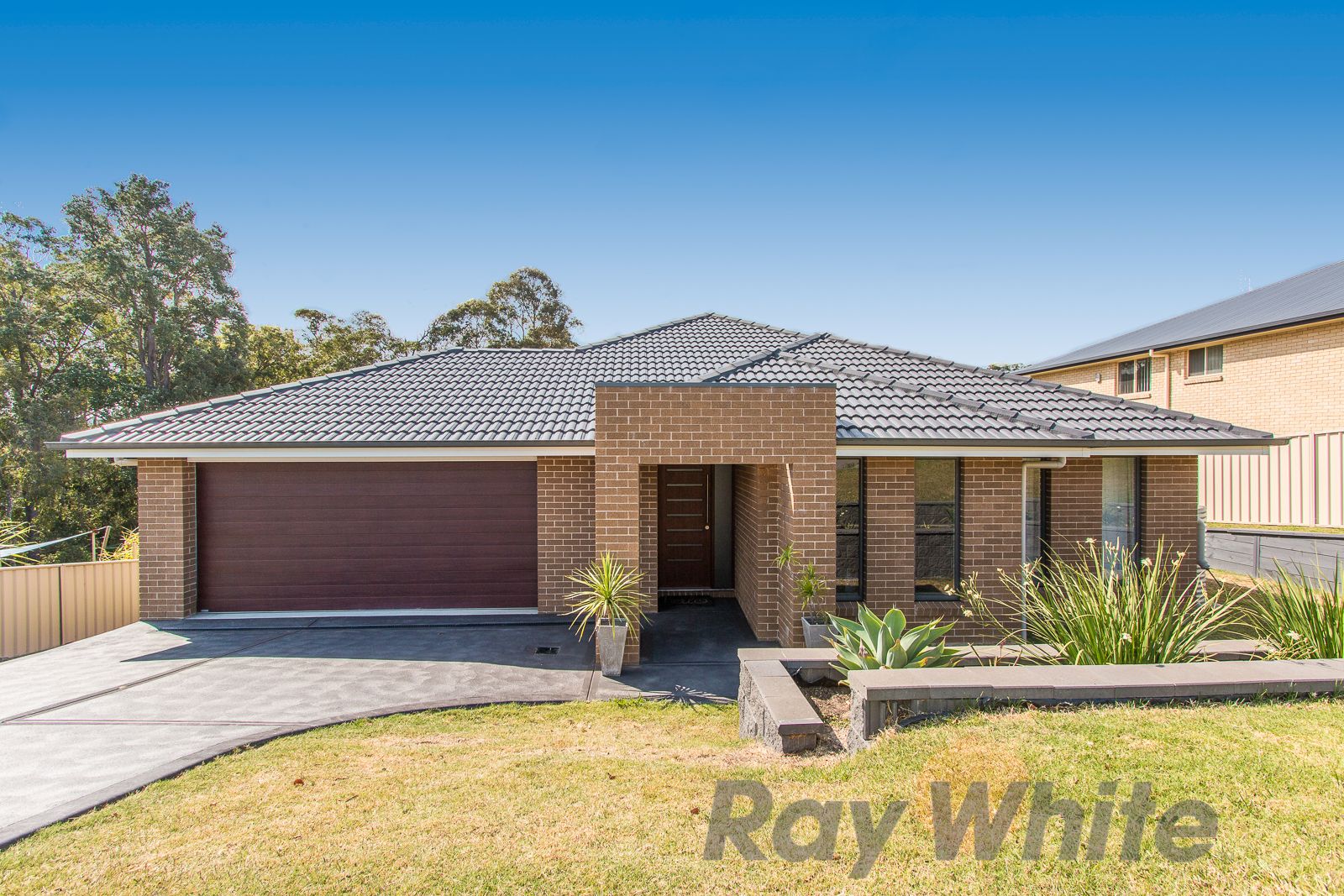 30 Bottlebrush Boulevard