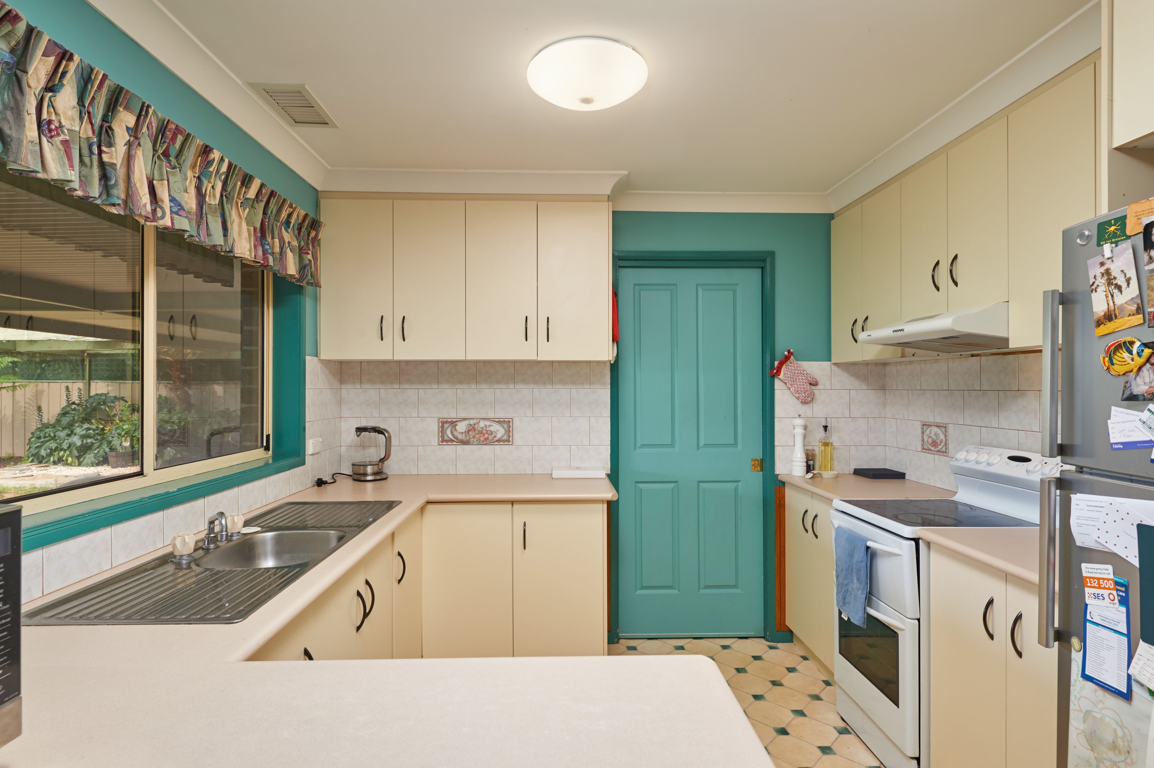 20 Kaldari Crescent, Glenfield Park, NSW 2650
