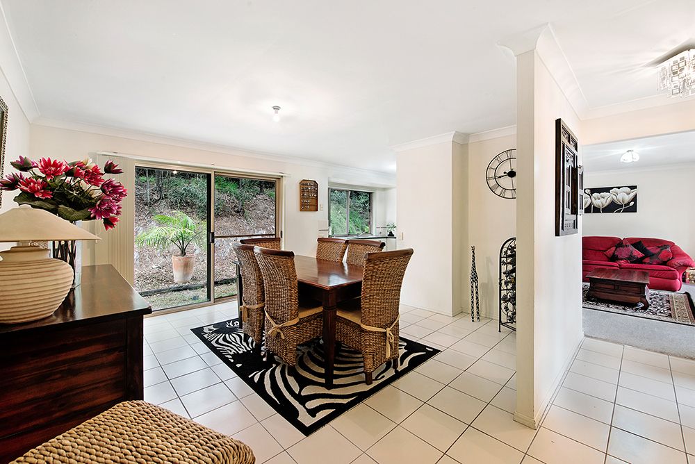 25 Alcott Court, Parkwood QLD 4214