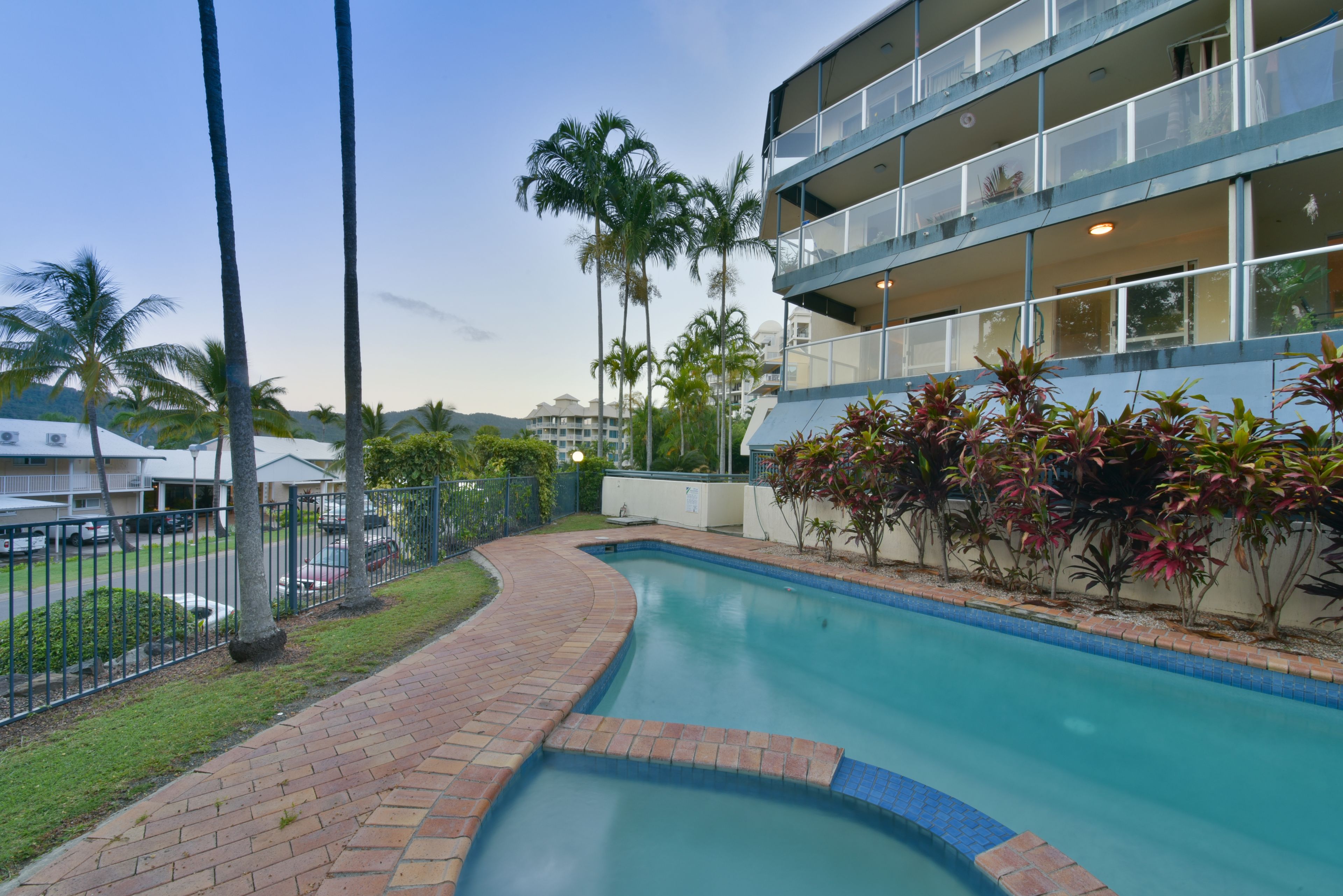9 Hermitage Drive, Airlie Beach QLD 4802