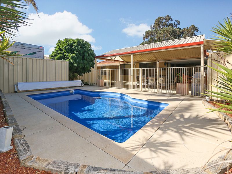 8 Ripley Circle, Canning Vale WA 6155