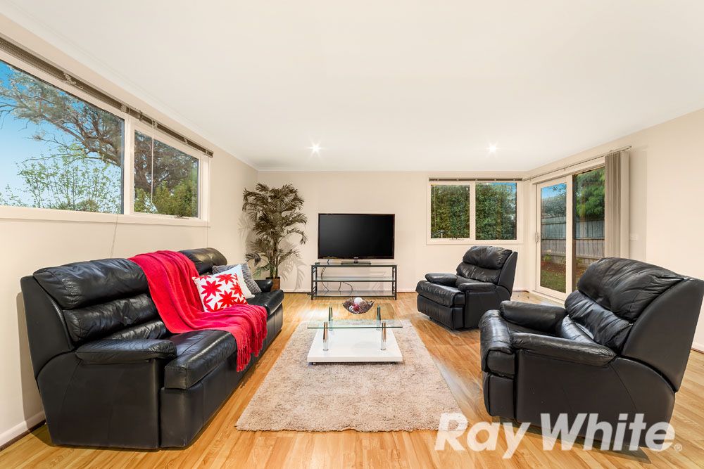 12 Carlisle Road, Ferntree Gully, VIC 3156
