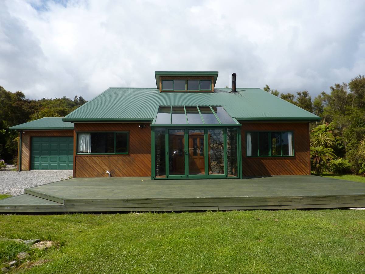 14 Banbury Street, Waimangaroa, Buller District Real Estate Ray