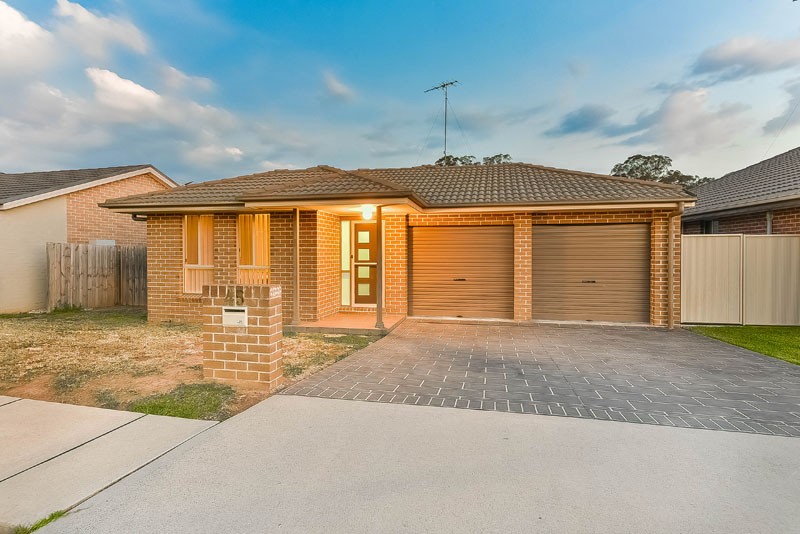 45 Belmont Avenue, Spring Farm, NSW 2570