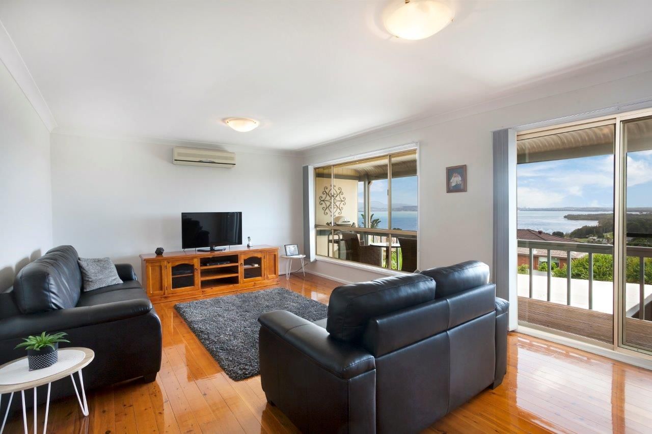 46 Cuthbert Drive, Mount Warrigal, NSW 2528