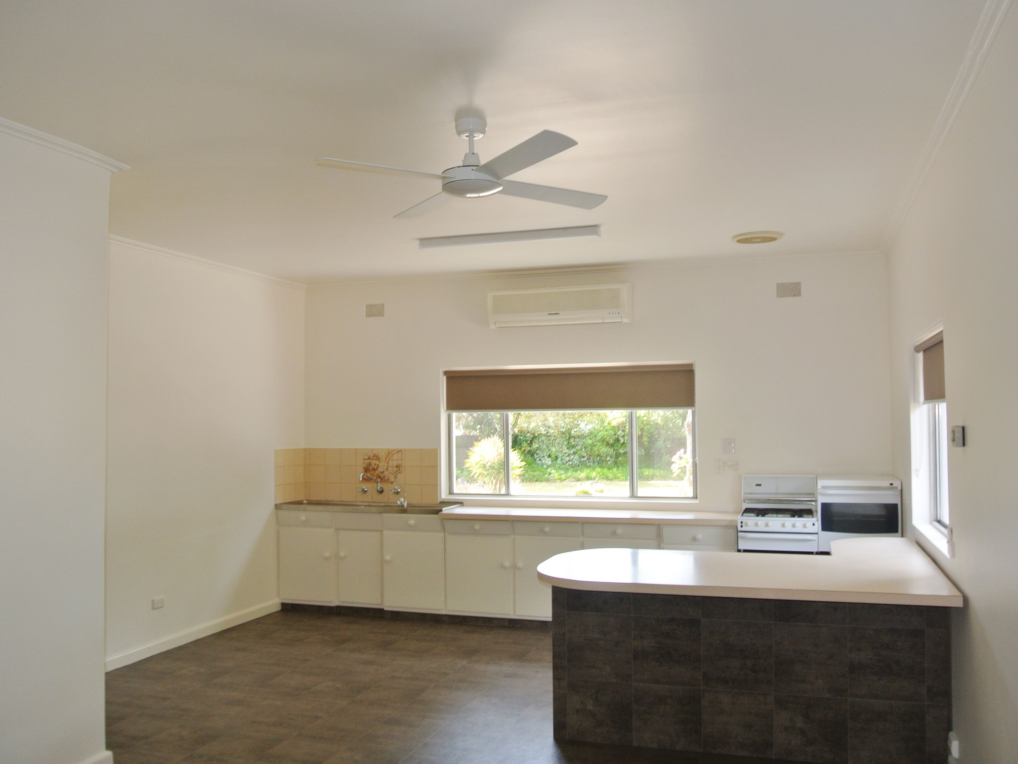 4 Charles Street, Kingston Se, SA 5275