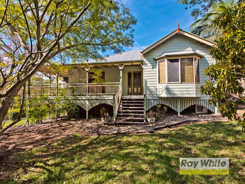 6 Benjamin Close, Samford Valley, QLD 4520