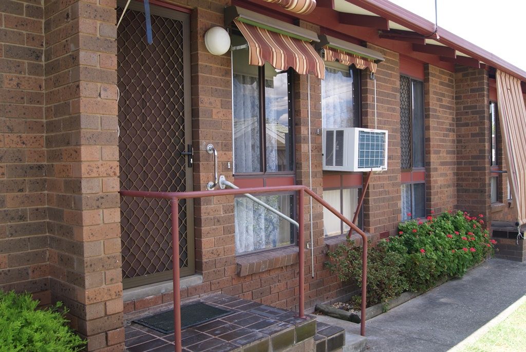 405 Griffith Road, Lavington NSW 2641