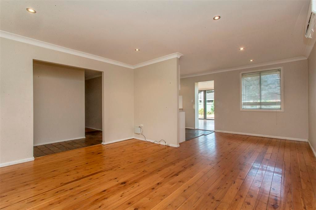 14 Girra Avenue, South Penrith, NSW 2750