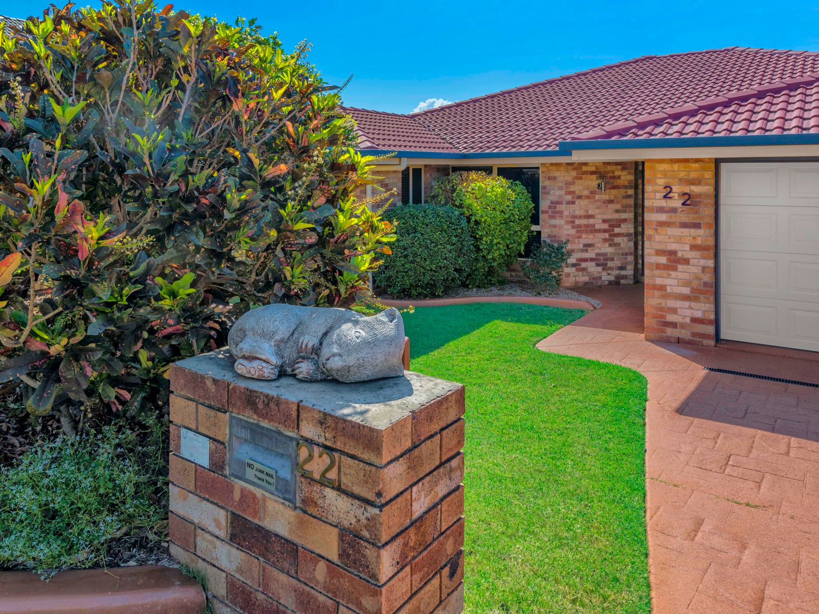 22 Ensign Street, Carindale, QLD 4152