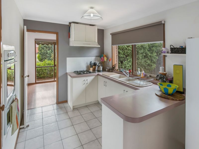 17 Phillip Street, Melton South, VIC 3338