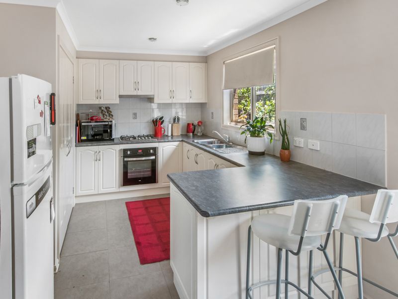 5 Peter Pan Crescent, Kurunjang, VIC 3337