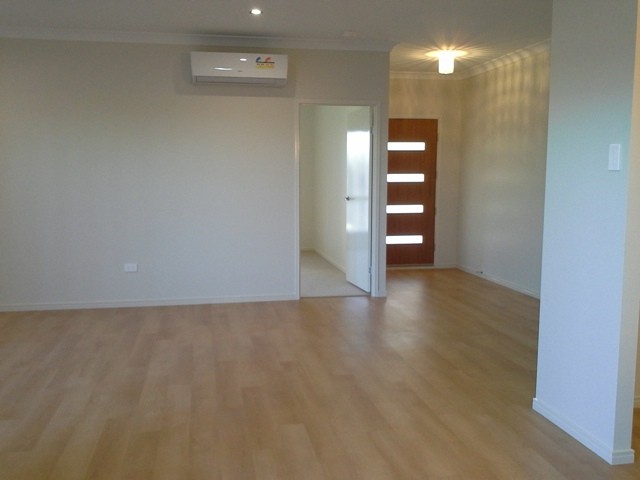 1/21 Sweeney Street, Kearneys Spring, QLD 4350