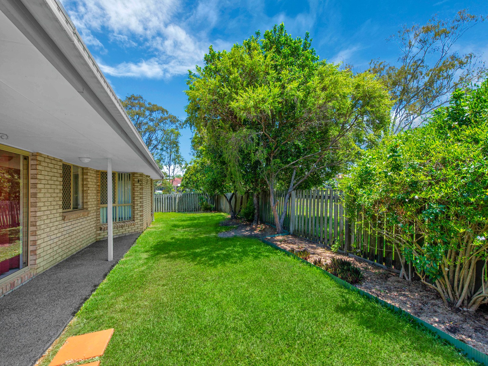1 Athabasca Close, Wavell Heights, QLD 4012