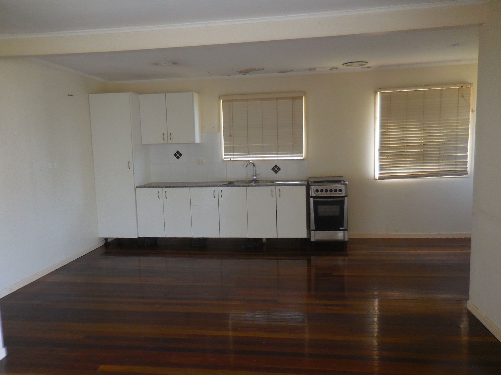 28 Belleglade Avenue, Bundamba, QLD 4304