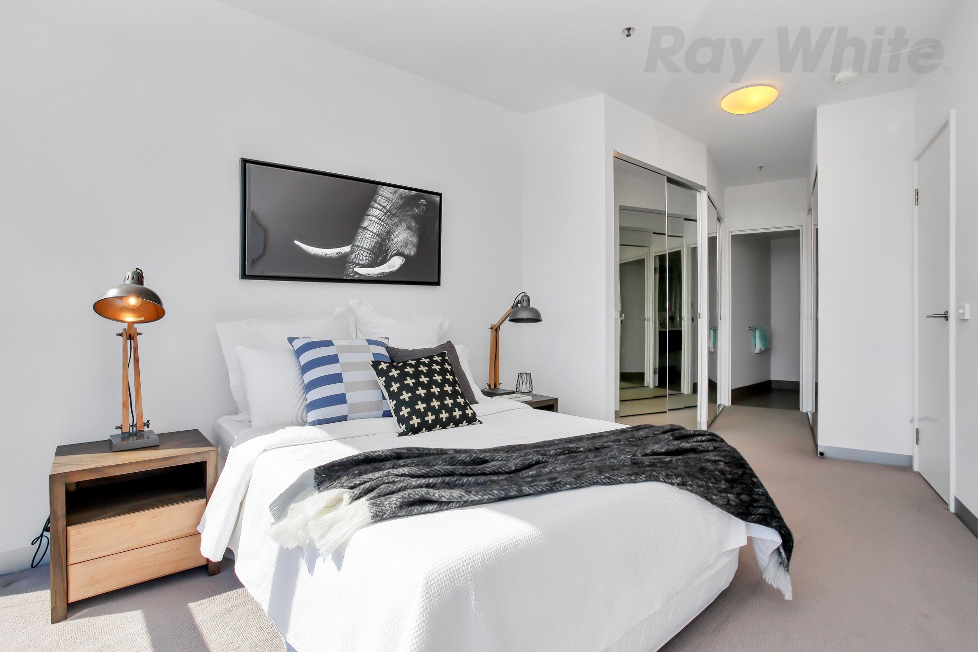 2304/109 Clarendon Street, Southbank, VIC 3006