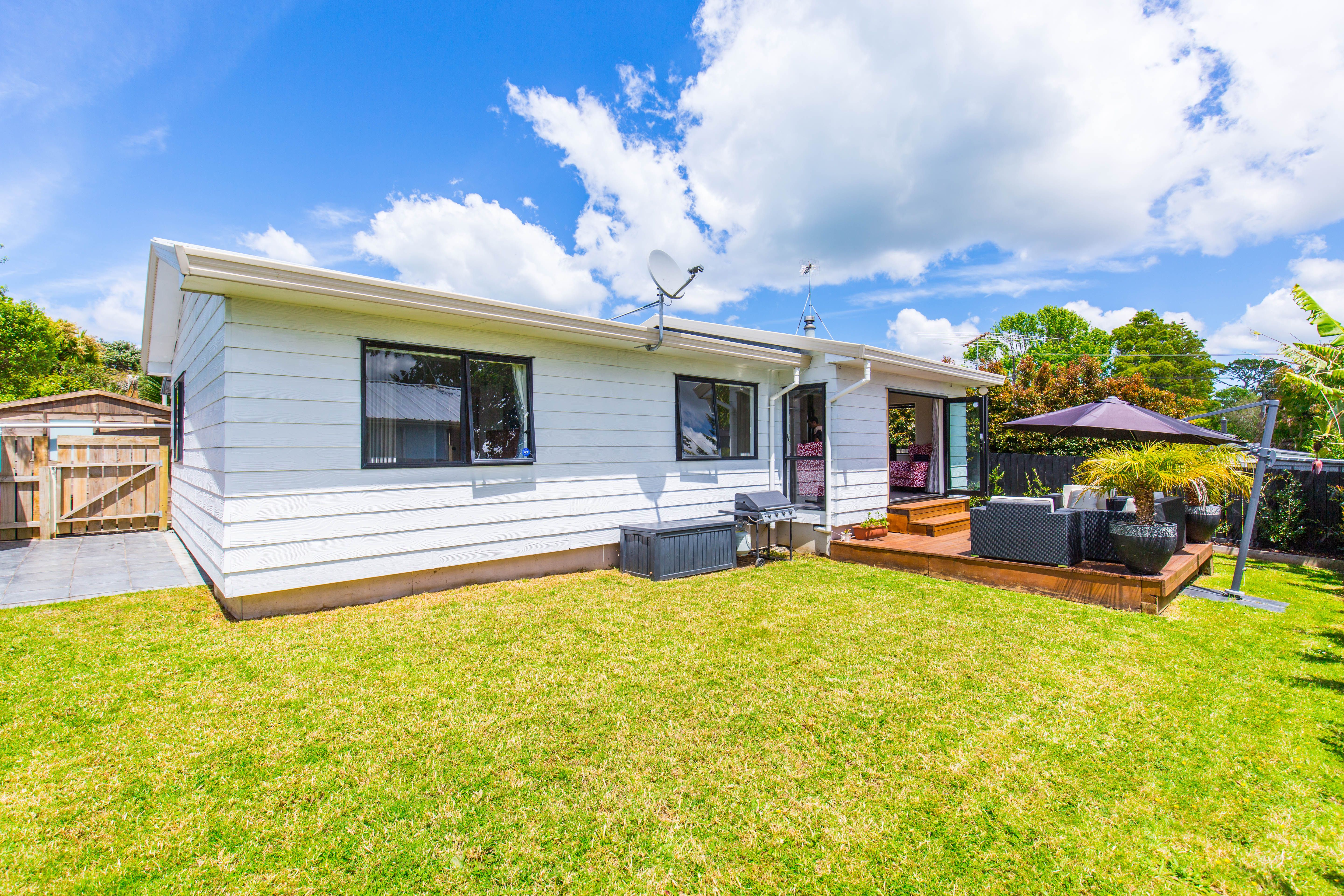 2/51 Tramway Road, Beach Haven, North Shore City