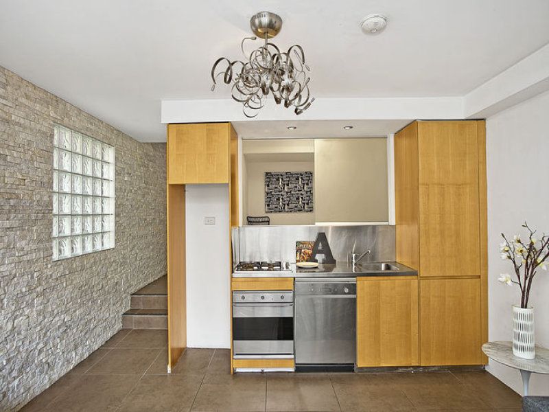 11/8 Brumby Street, Surry Hills, NSW 2010
