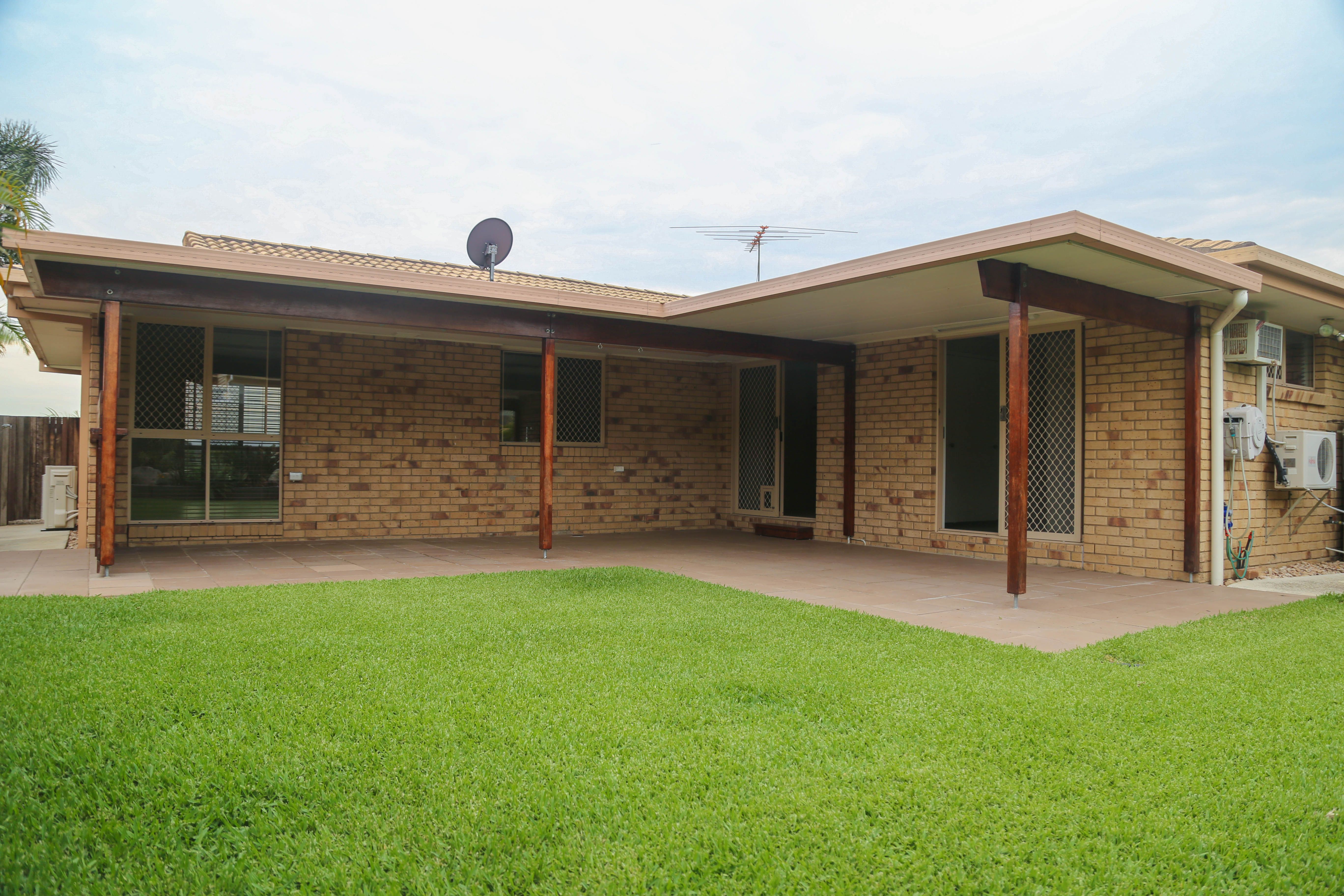 26 Victory Street, Raceview, QLD 4305