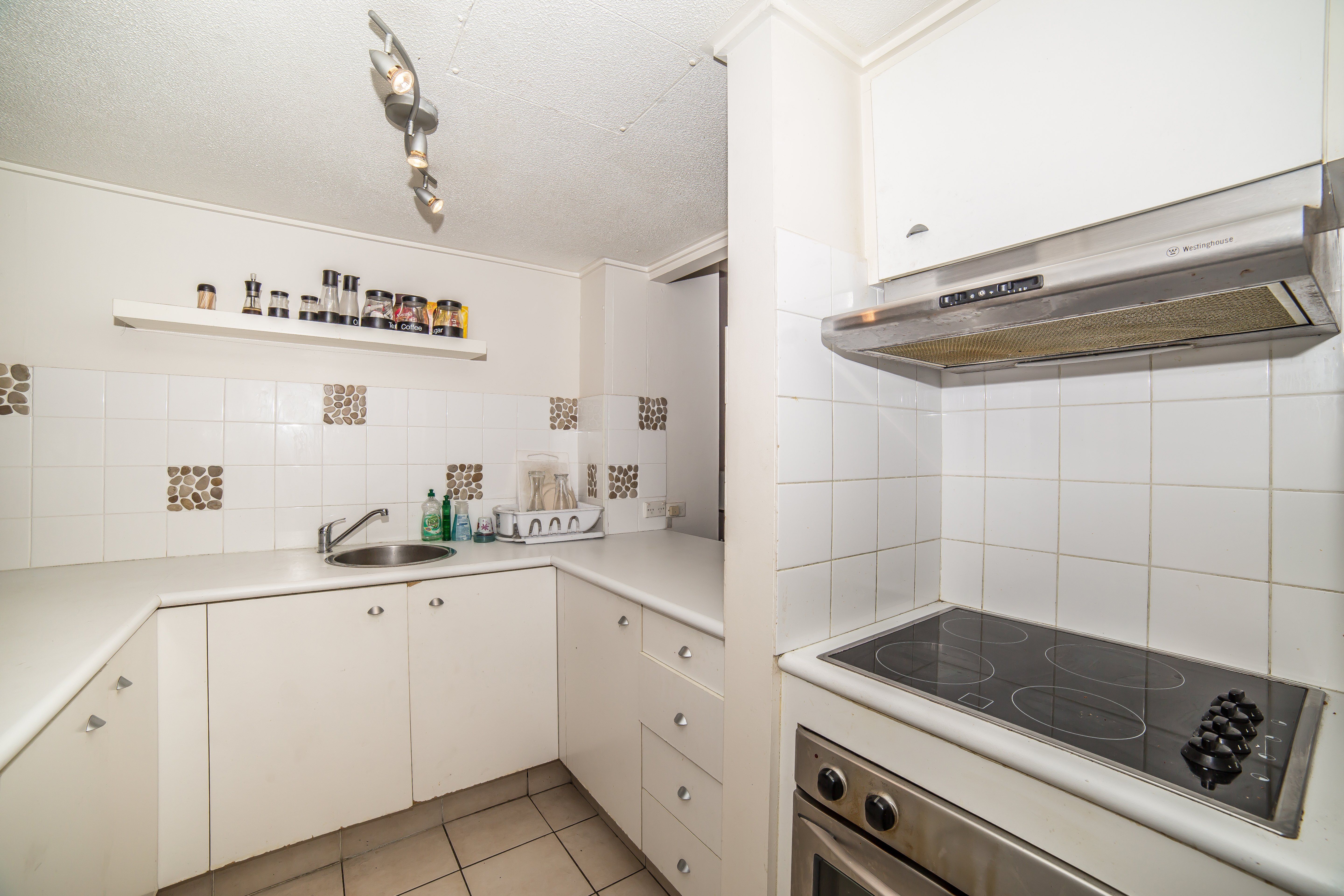 1/18 Lather Street, Southport, QLD 4215