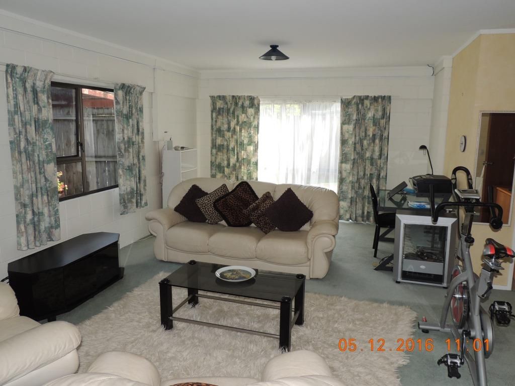 1/59 Butley Drive, Farm Cove, Manukau City