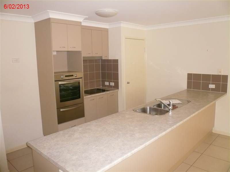 Raceview, QLD 4305