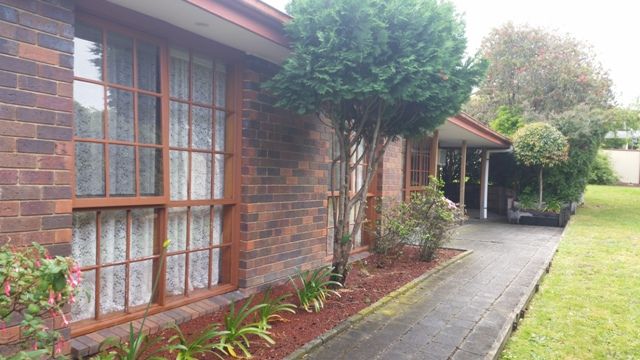 34 Crossdale Rise, Endeavour Hills, VIC 3802