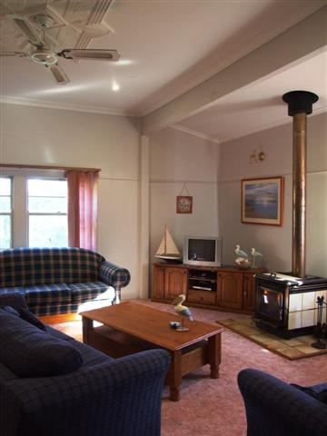 21 Honeysuckle Grove, Silverleaves, VIC 3922