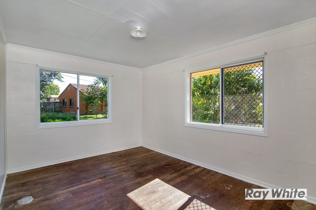 64 Merchiston Street, Acacia Ridge, QLD 4110