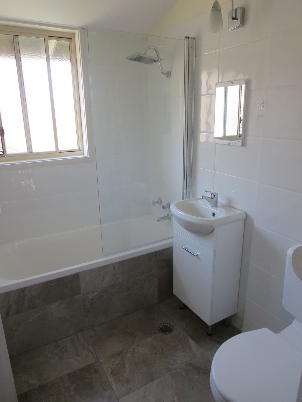 13/409 McDonald Road, LAVINGTON, NSW 2641