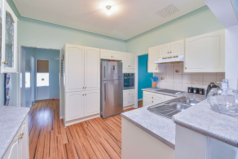 40 Hoddle Avenue, Campbelltown, NSW 2560