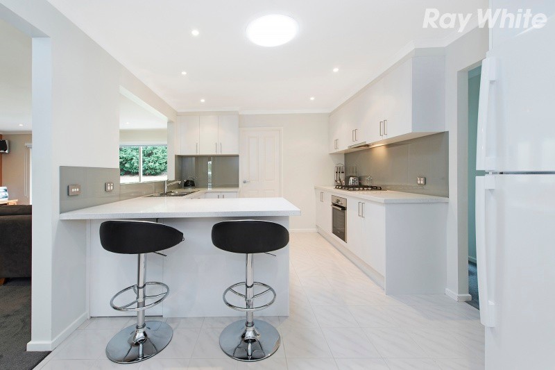 8 The Gateway, Croydon South, VIC 3136