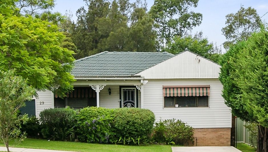 29 Abercrombie Street, West Wollongong, NSW 2500