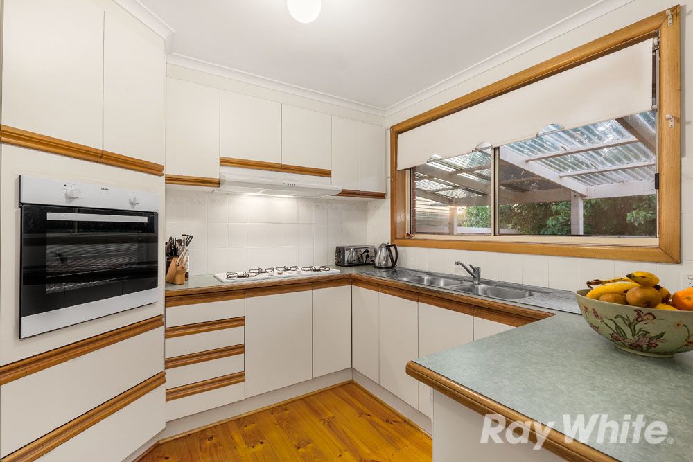5 Patmore Court, Mill Park, VIC 3082