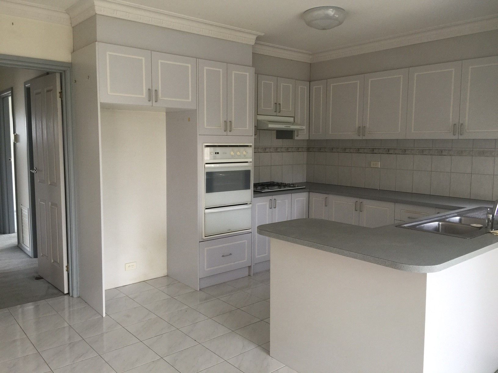 2/16 Romeo Court, Mill Park, VIC 3082