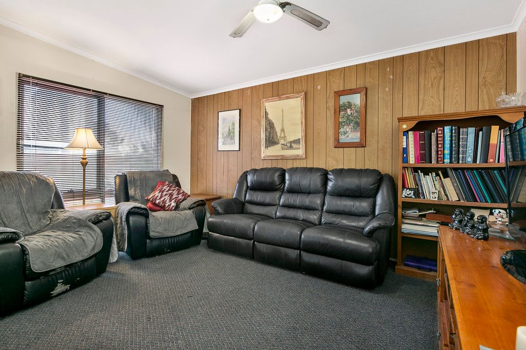 28 Moon Street, Caboolture South, QLD 4510