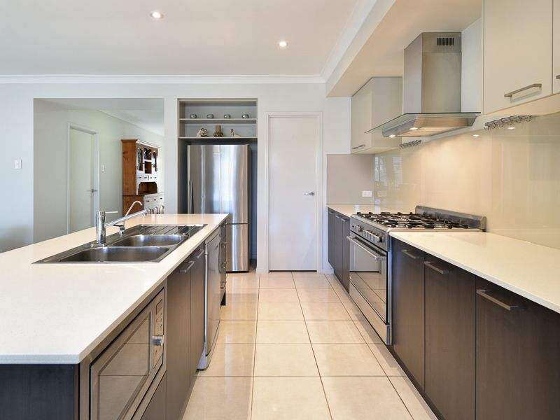 5 Pallas Parade, Warner, QLD 4500