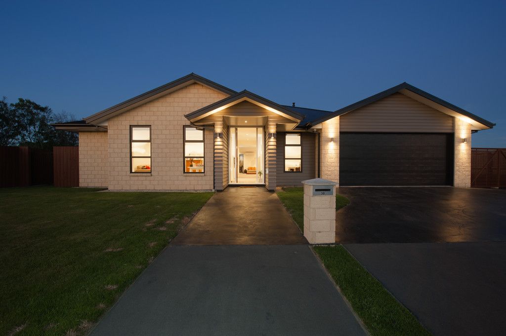 38 Aidanfield Drive, Aidanfield, Canterbury