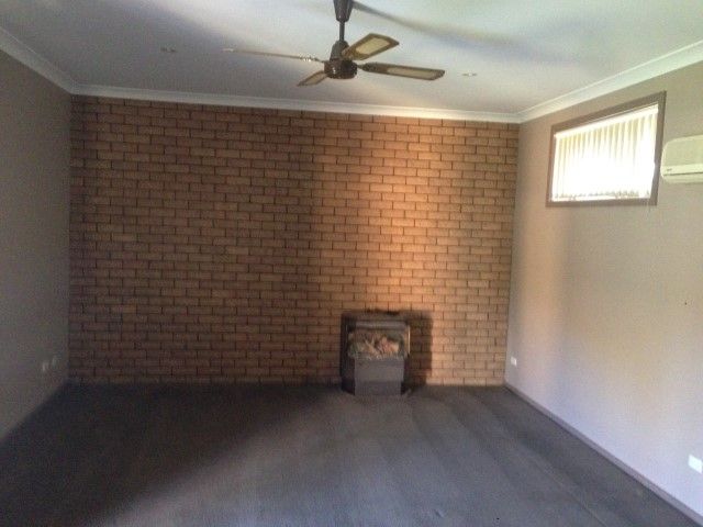 100 Close Street, Parkes, NSW 2870